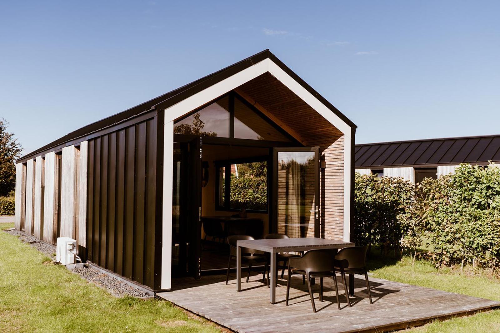 Tiny House Xxl Hotel Bant Екстериор снимка