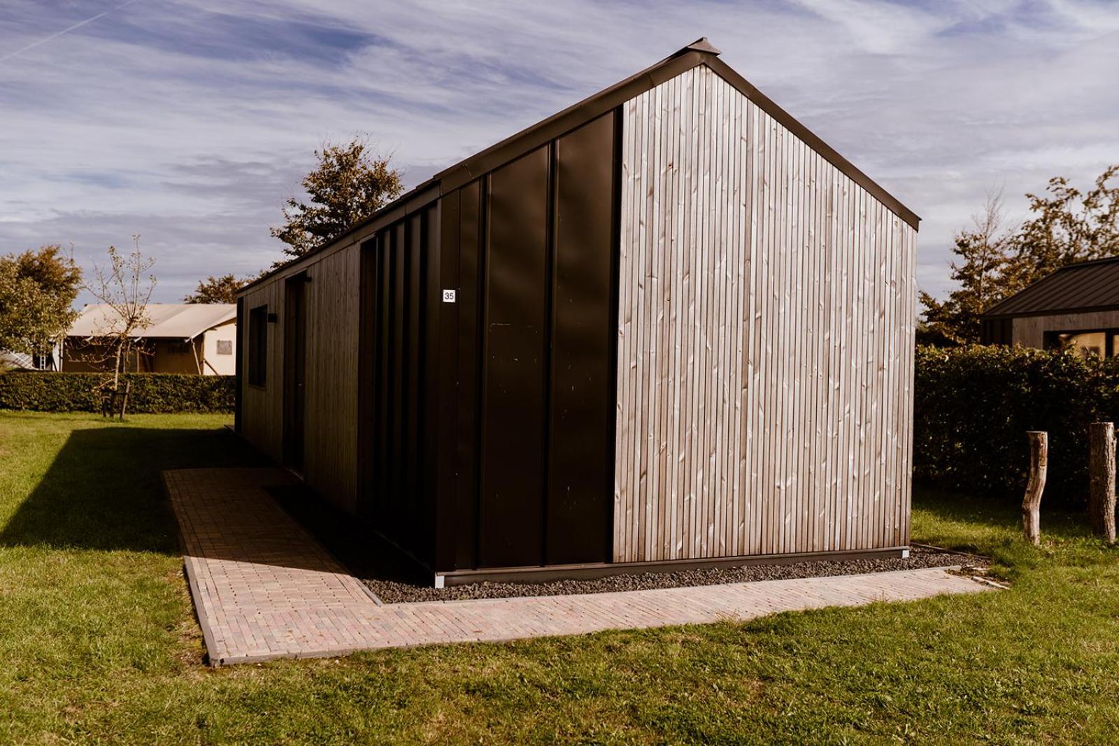 Tiny House Xxl Hotel Bant Екстериор снимка